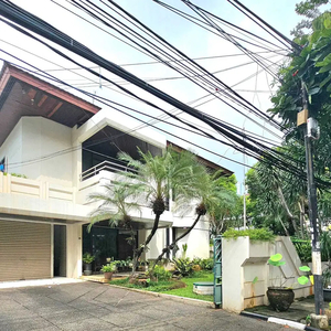 For Sale Rumah Hitung Tanah di Mega Kuningan Jakarta Selatan