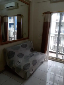 Rental apartemen 2 BR view kolam center point