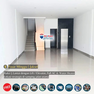 Ruko 5 Lantai ada Lift / Elevator, Full AC, strategis samping jalan