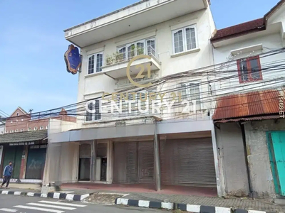 Ruko Ex Store Batik Danar Hadi Dijual Dipinggir Jl Raya Protokol