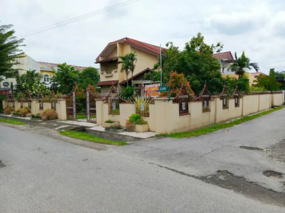 Rumah 2 lantai Super Strategis Medan kota Harga Murah