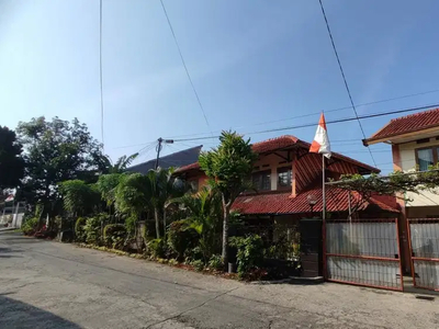 Rumah Asri Di Gegerkalong Di Bandung Utara