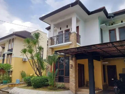 Rumah Bagus Murah Dalam Perum Dekat AMPLAZ Dan JEC Janti