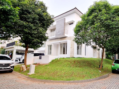 Rumah Bagus, Posisi hook di Cluster Kebayoran Residence, Bintaro Jaya