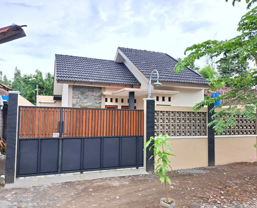 Rumah baru area Potorono Banguntapan