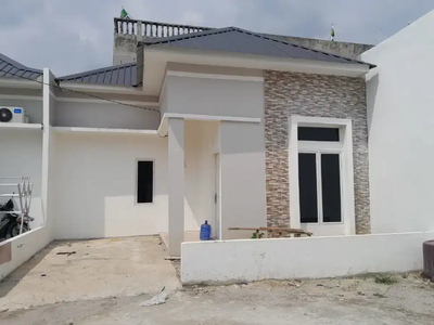 Rumah dalam komplek daerah karya darma Medan Johor wajib cash