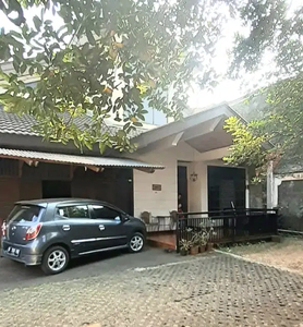 Rumah Dijual di Pangkalan Jati Cinere dekat Tol Desari Cilandak