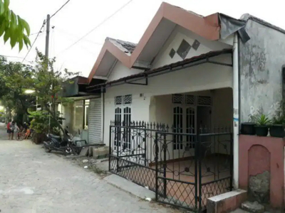 Rumah lokasi strategis