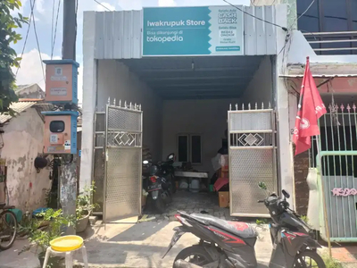 Rumah Baratajaya strategis Murah Tengah Kota Surabaya