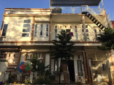 Rumah Villa 2 Lantai di Oro Oro Ombo Junrejo Kota Batu