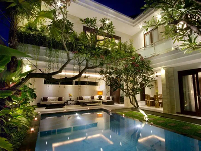 Villa Mewah Luas dan Nyaman di Taman Griya Jimbaran Bali
