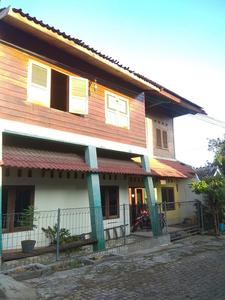 Dijual Cepat Rumah Unik Di Jangli Permai, Semarang, Jawa Tengah