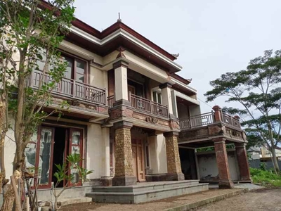 Villa Eksotik Dekat Bali Zoo Di Gianyar