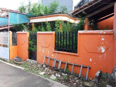 Dijual rumah ambruk harga murah seharga NJOP di Pulogebang Permai
