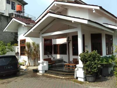 Dijual rumah bagus dan bangunan yang kokoh di Margahayu Permai Bandung