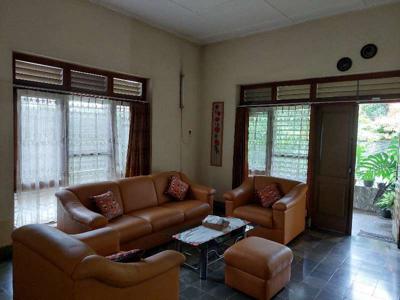 Dijual rumah pusat kota jember