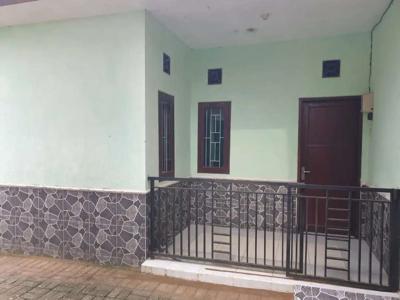 Rumah bersih dikontrakkan Malang Kota