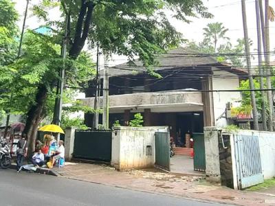 Rumah Langka Strategis Hitung Tanah, Tomang Raya, Jakarta Barat