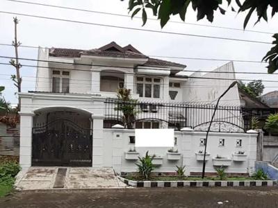 610. Dijual Rumah Raya Kutisari Indah, Surabaya