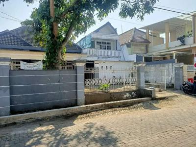 DI JUAL RUMAH KOST FULL PENGHUNI LOKASI JALAN BUNGA BUNGA SUHAT