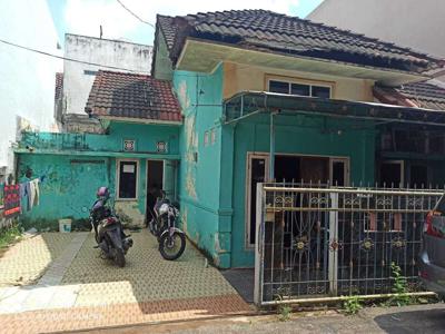 Dijual Rumah Jln RW.Monginsidi komp.Villa Shangrila Palembang