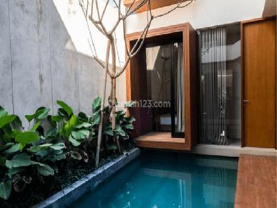 Disewakan Villa Mezzanine Pantai Berawa Canggu, Bali