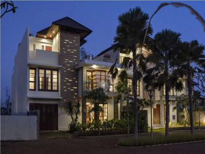 FIRE SALE 4 Bedrooms Luxury Villa in Summerfield Jimbaran Bali