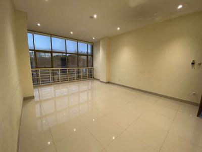 Kantor Lantai 2 Ruko Wallstreet Lux Green Lake City