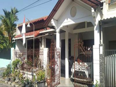 Rumah 2 Lantai Di Rungkut Menanggal Surabaya Timur