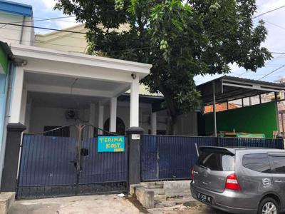 Rumah kos aktif 300 m2 harga 6,5 Milyar di Diponegoro, kota Surabaya