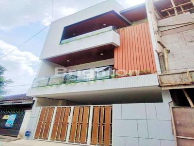 RUMAH KOST BAGUS 2,5 LT CANTIK FURNISHED DI AREA SUHAT