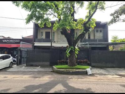 Rumah Lokasi Strategis Tengah Kota Palasari Lengkong Buahbatu Bandung