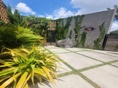 Rumah Mewah kolam renang Giri loka BSD