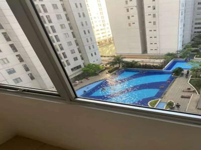 Sewa Apartment Bassura 2 kamar view pool