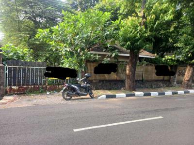 Tanah Luas Lokasi Elit di Jl Guntur, Setiabudi, Jaksel
