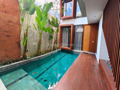 Yearly Rental 4 Bedroom Mezzanine Villa Full Furnished In Canggu