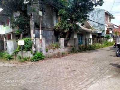 Dijual Tanah Bonus Bangunan di Jl Wahid Hasyim, Luas 489 m2