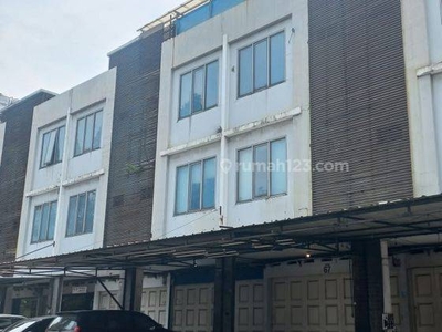 3 Unit Ruko Rendeng di Istana Pasteur Regency