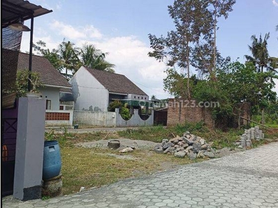 Tanah Luas 100 M2 Dijual di Jogja Sleman 450 Meter Jl Kaliurang