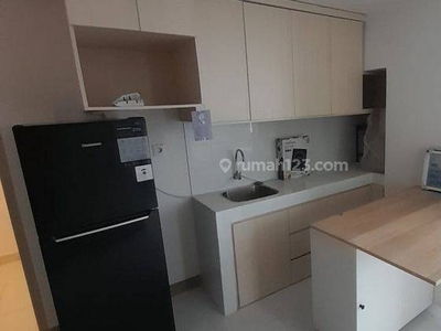 Apartement Tokyo Riverside Pik 2 Furnished Bagus