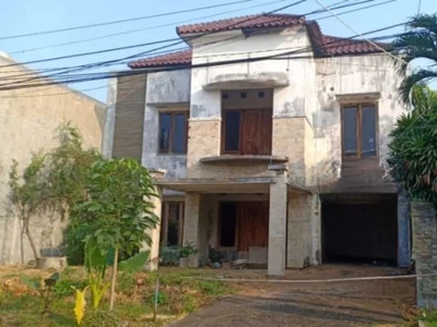 Di jual Rumah Di Jalan ketintang Permai