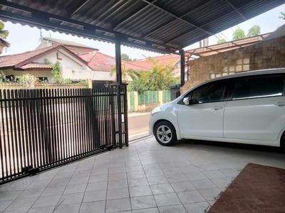 Di sewa kan rumah dalam komplek