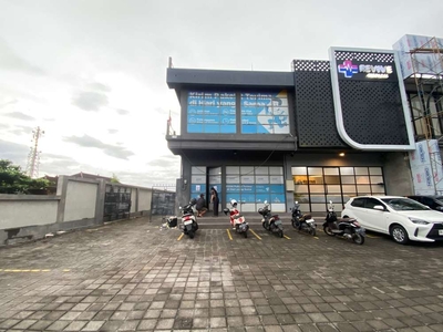 DISEWAKAN RUKO PREMIUM 2 LANTAI DI SUNSET ROAD MURAH PARKIR LUAS NYAMA