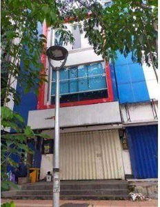 Disewakan Ruko 4 Lantai Pusat Kota Jalan Karimun Jawa depan RS Siloam