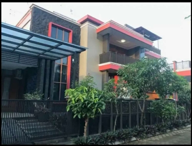 Jual rumah asri Sukarno Hatta