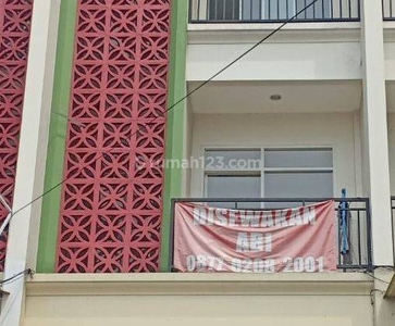 Ruko Murah Bgt 3lt di Jl Rc Veteran Raya, Bintaro, Pesanggrahan