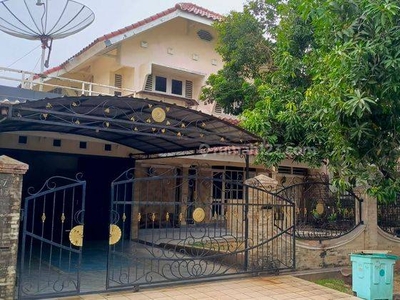 Rumah 2 Lantai Bagus Semi Furnished SHM di Giri Loka, Tangerang