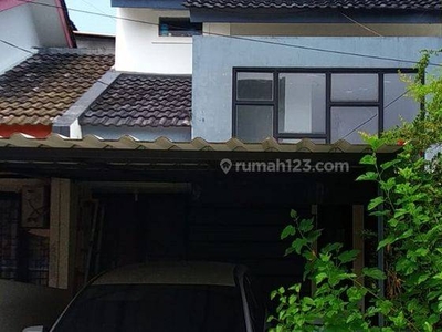 Rumah 2 Lantai di Lokasi Strategis Tangerang Harga Nego Siap KPR J17584