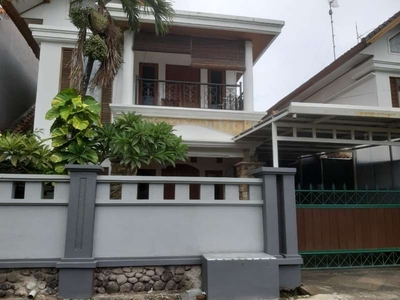 Rumah 2 Tingkat Full Furnished Di Renon Denpasar Selatan Bali