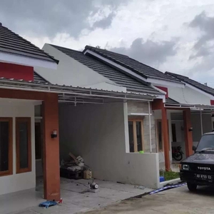 Rumah 300JtAn Tanpa Dp = 0 % Dekat La lisa F V, MERCUBUANA